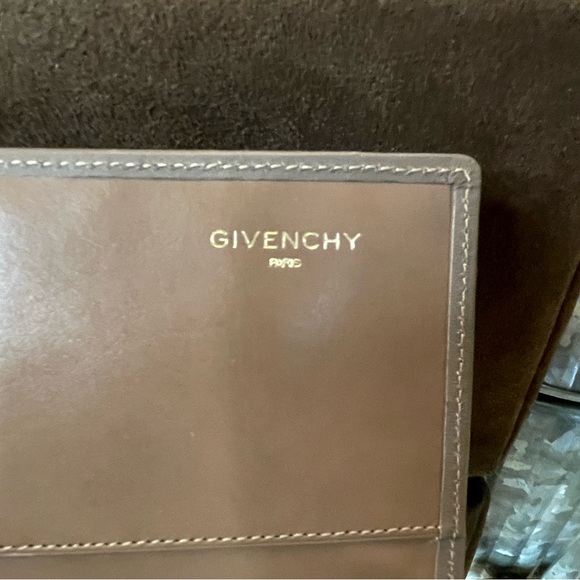 Givenchy Long Wallet Goodness!! - Picture 8 of 13